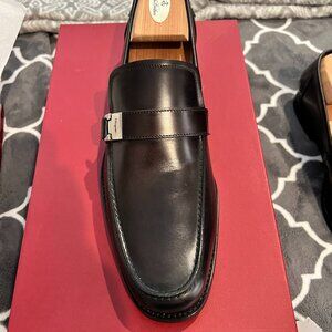 SALVATORE FERRAGAMO PREGIATO MENS LOAFER- SIZE 8.5EE IN BLACK